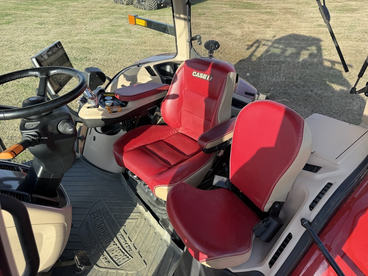 Case IH MAGNUM 310 AFS CONNECT CVX Image 14