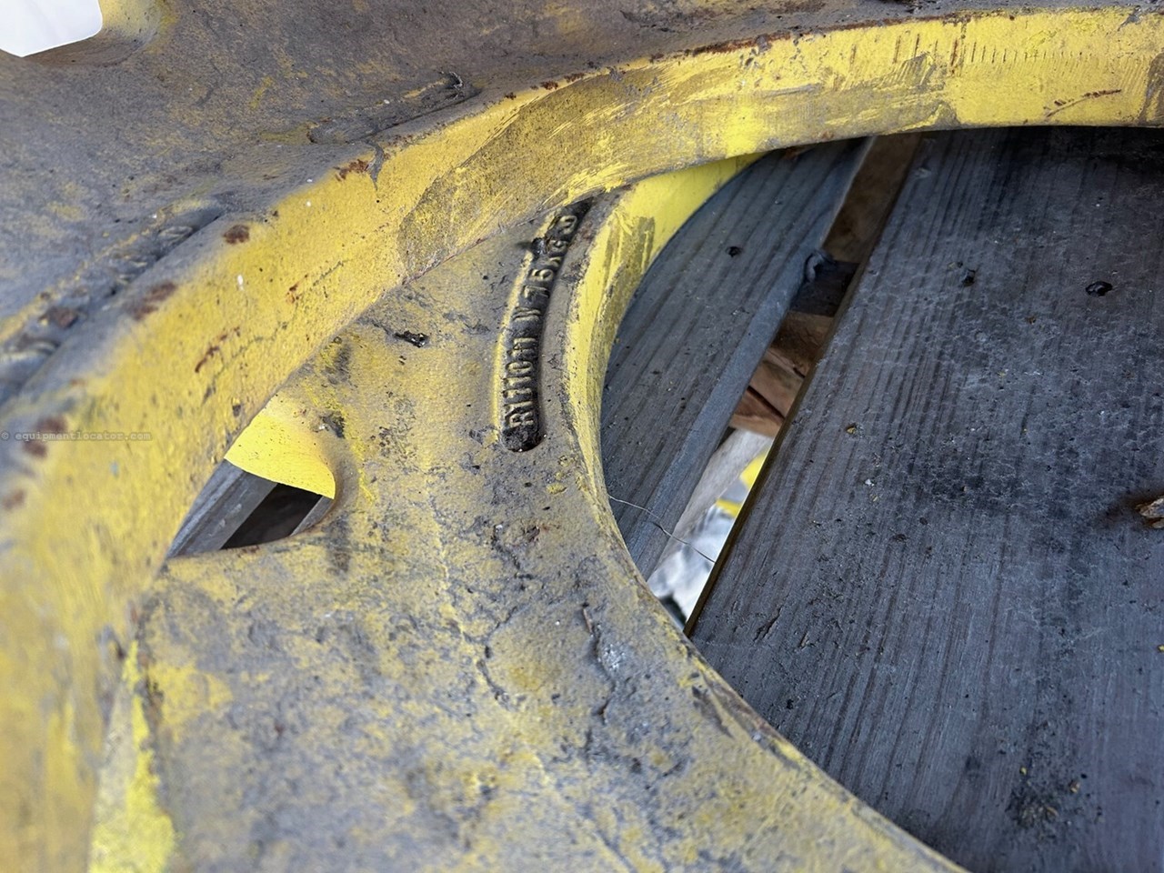 John Deere R111011 165 LB REAR WEIGHT Image 5