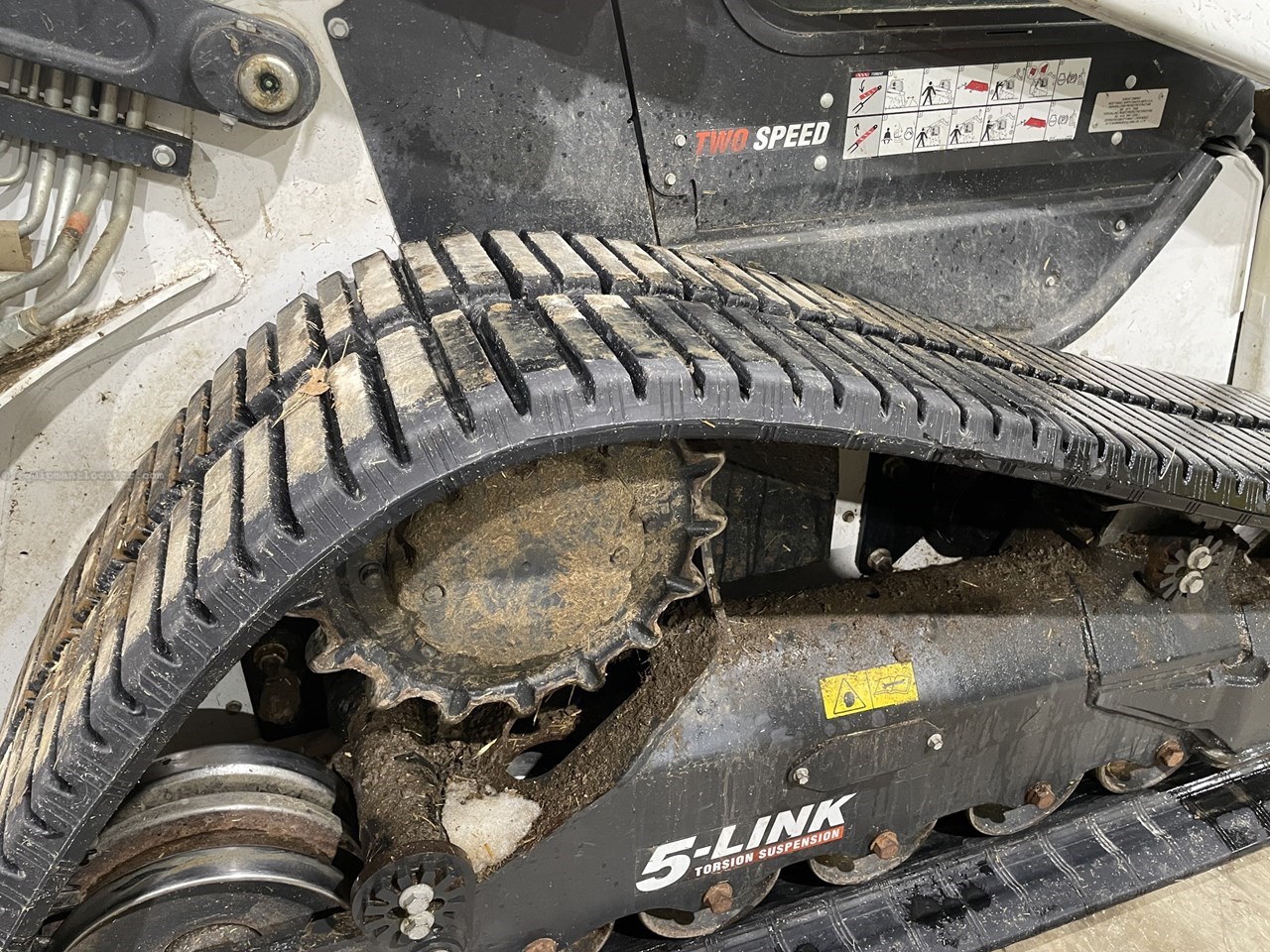 2024 Bobcat T86 Image 10