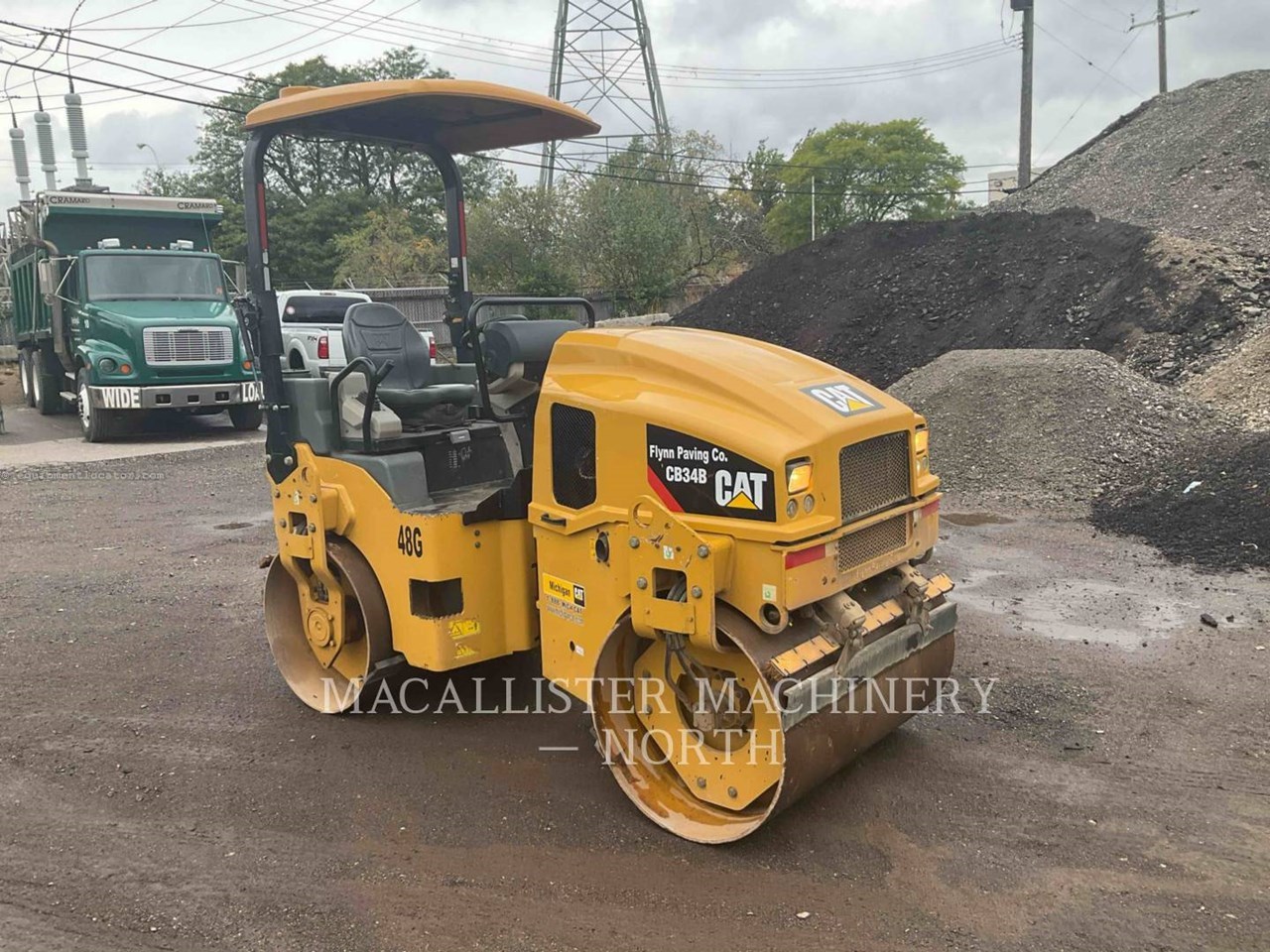 2018 Caterpillar CB34B Image 10