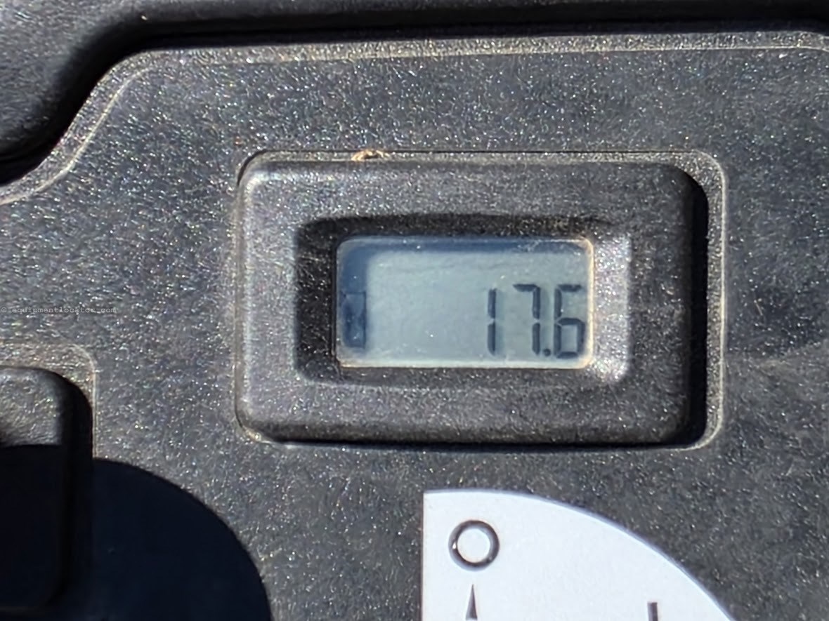 2025 Hustler Raptor 19 Image 10