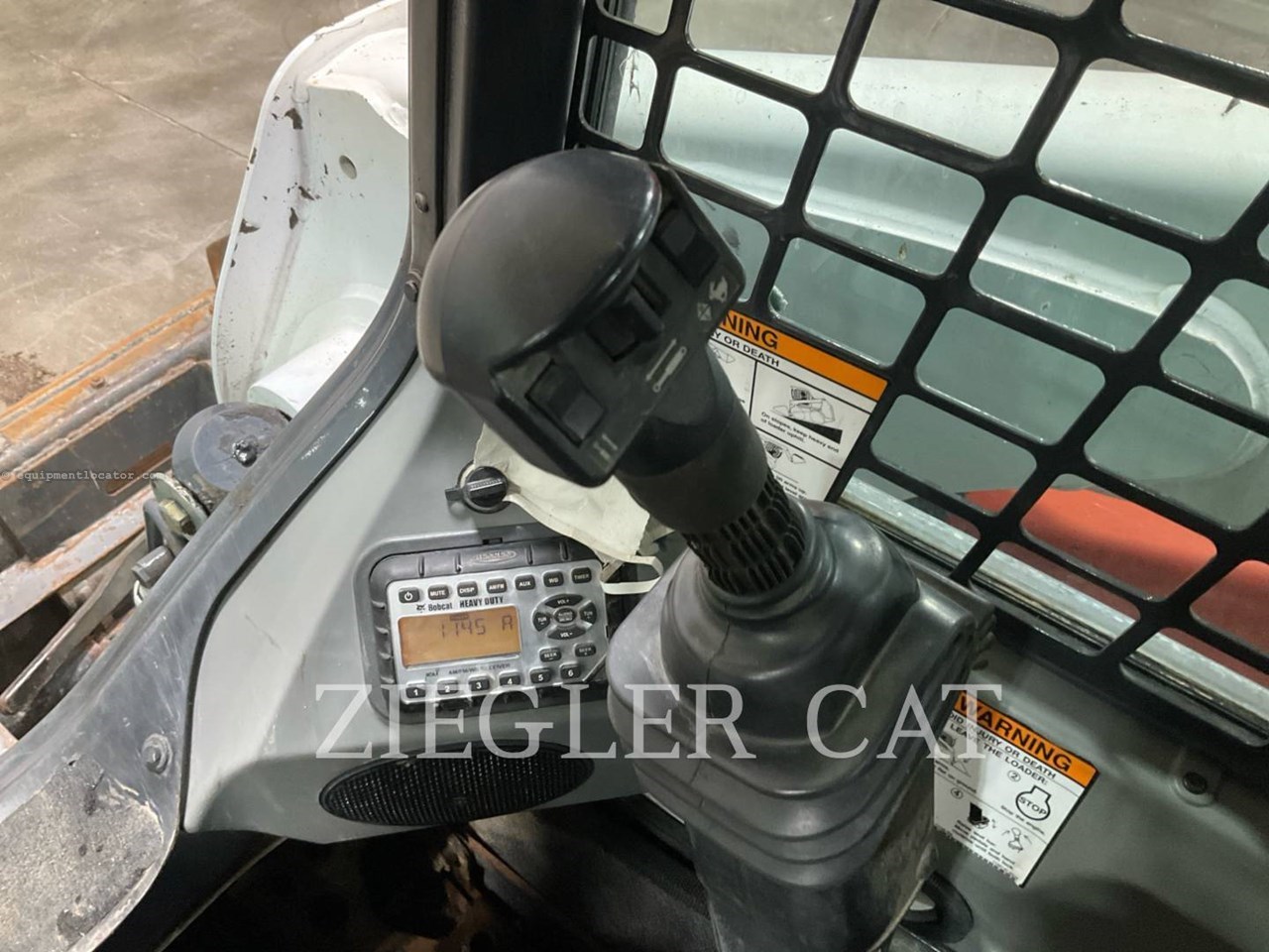 2015 Bobcat T630 Image 10