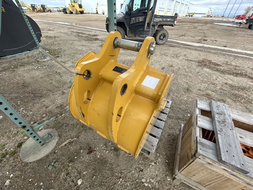 2023 John Deere 320P24 Image 5