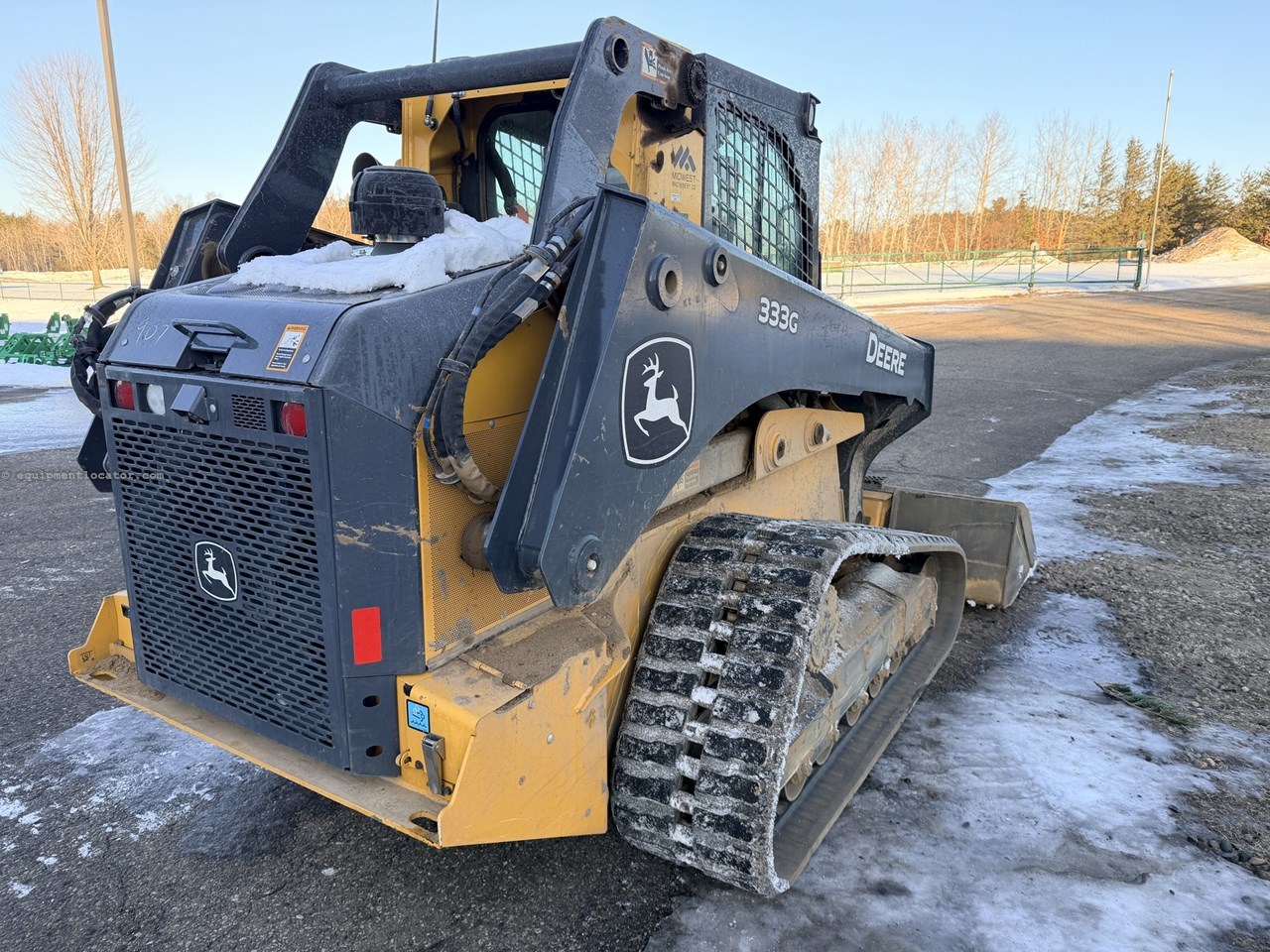 2024 John Deere 333G Image 4