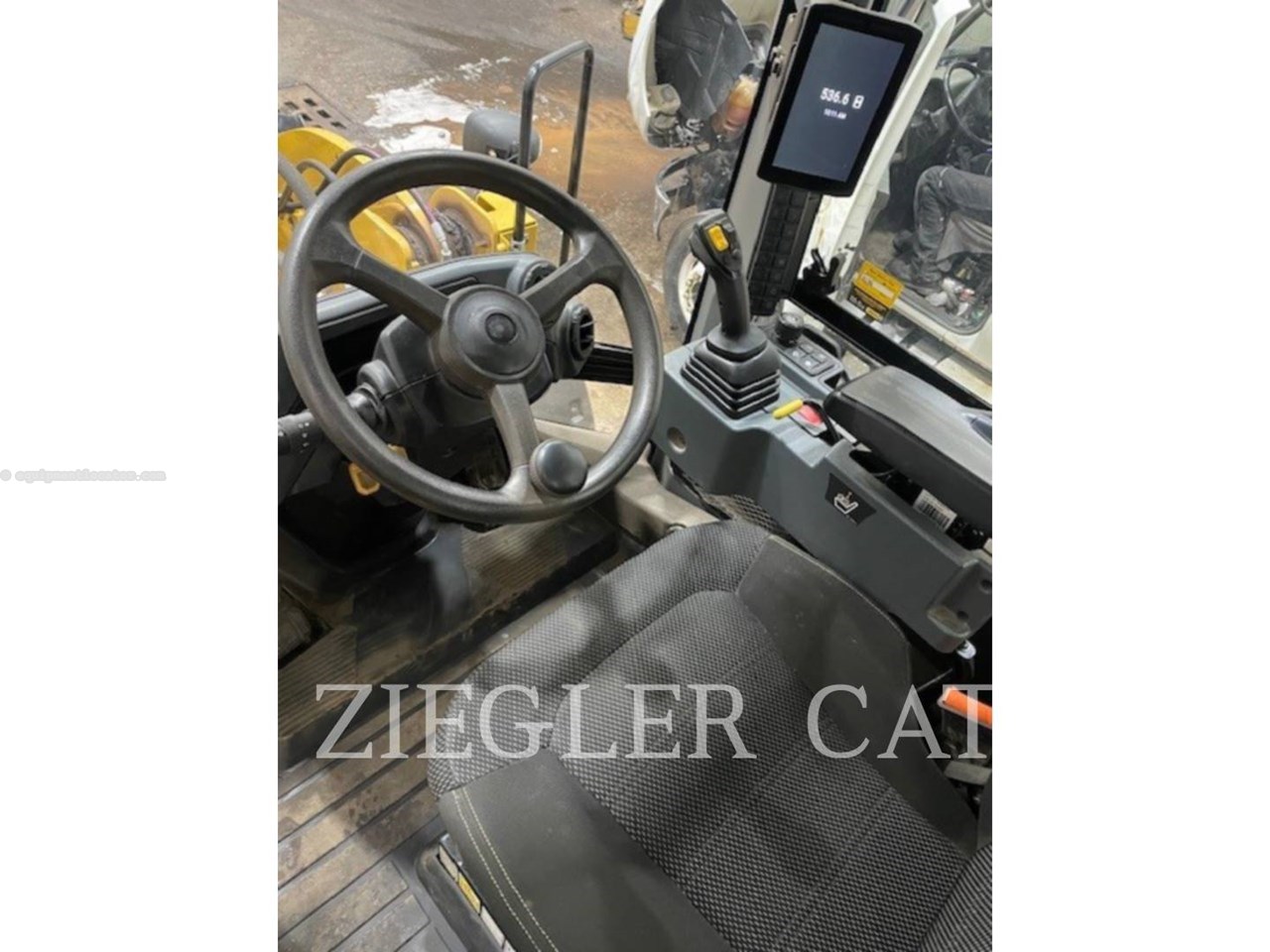 2024 Caterpillar 930 Image 10