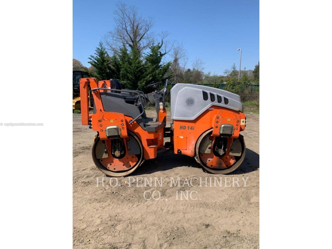 2019 Hamm HD14 Image 10