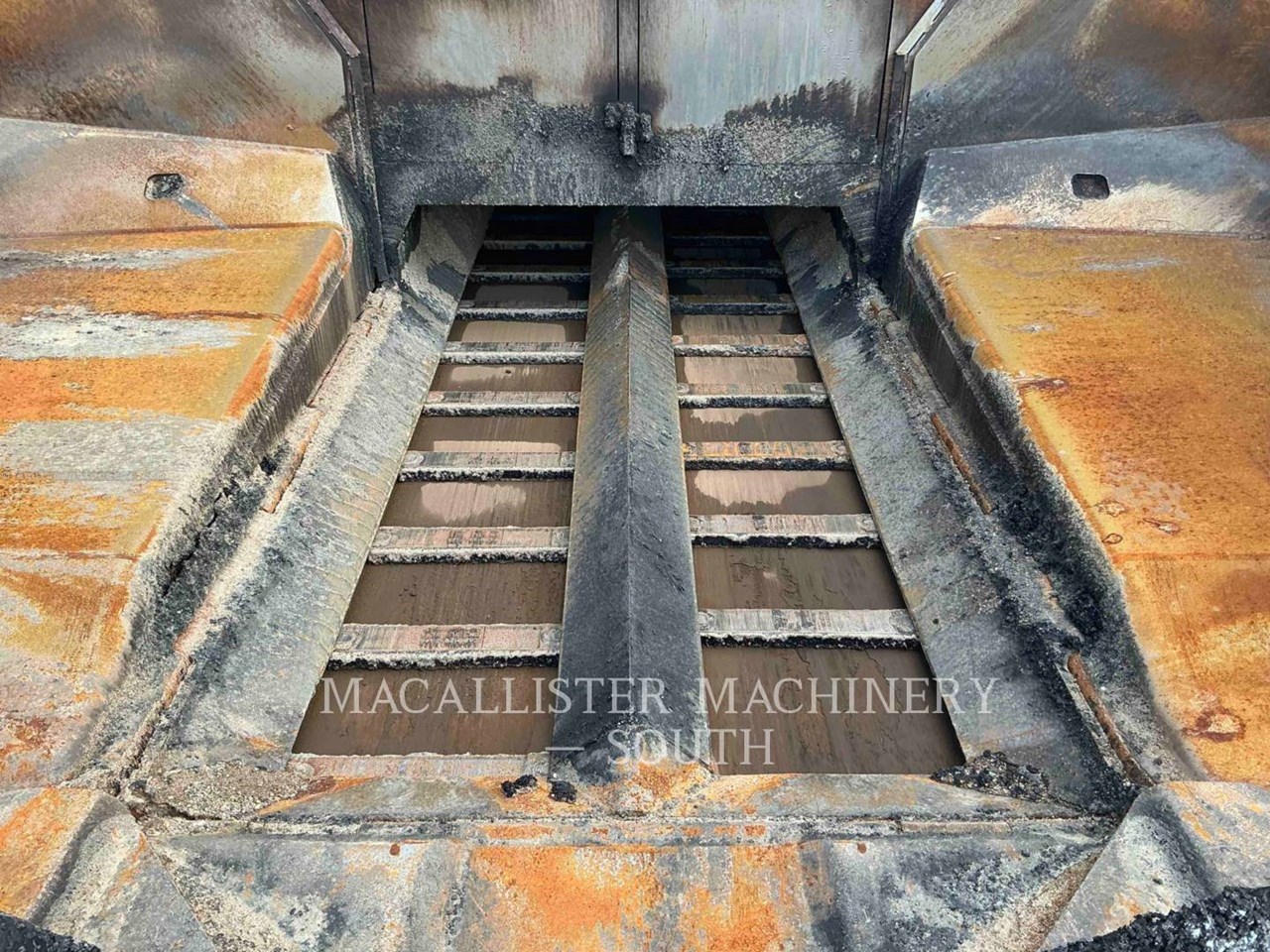 2017 Caterpillar AP655F Image 10
