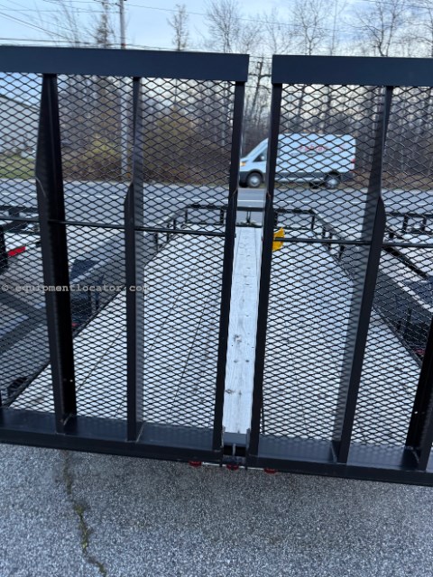 2023 Pequea TR8018TS Image 10