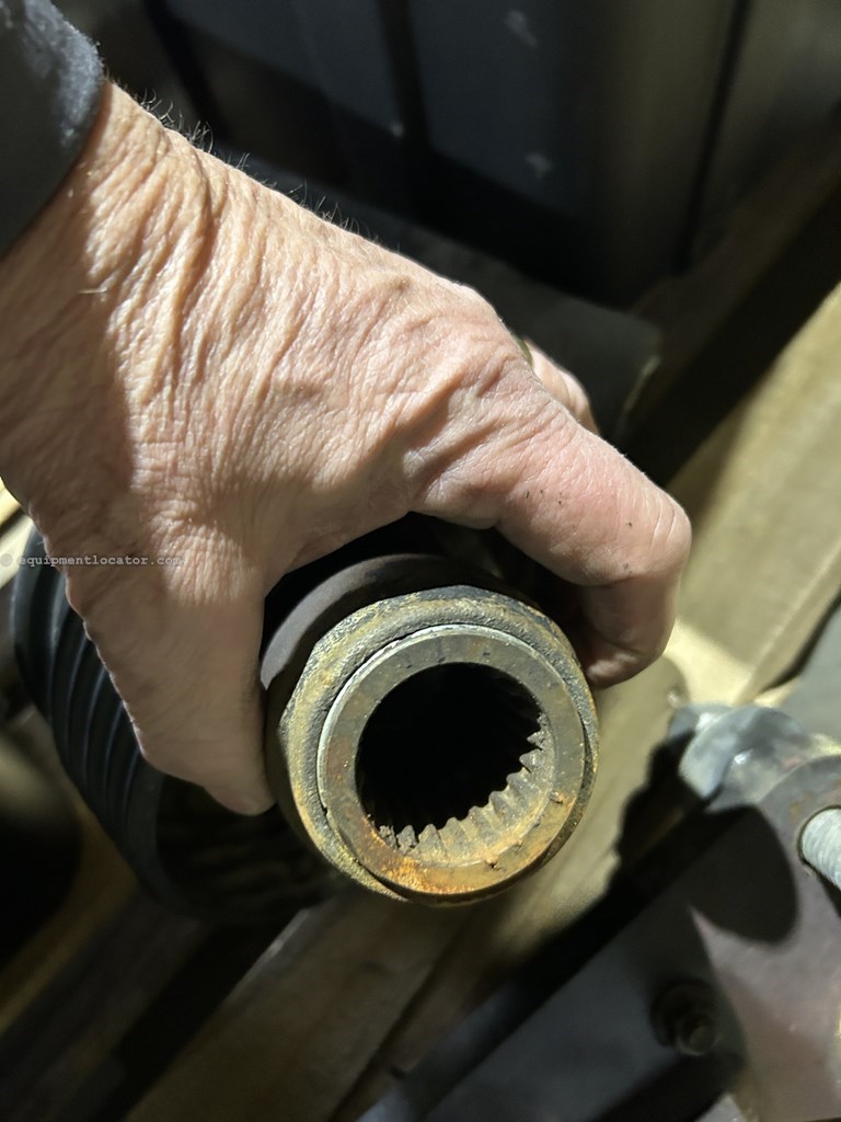 2011 MacDon A30-D Image 32