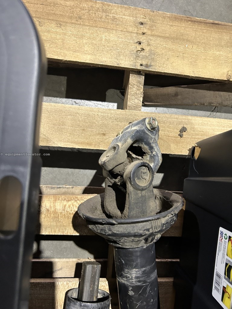 2011 MacDon A30-D Image 34