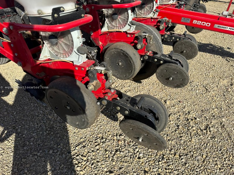 2013 Massey Ferguson 8202 Image 10