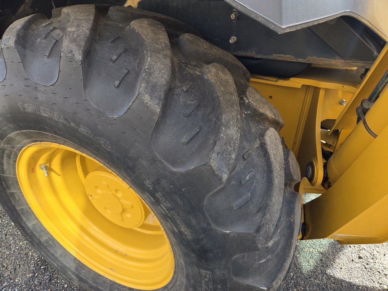 2024 John Deere 320 P Image 10