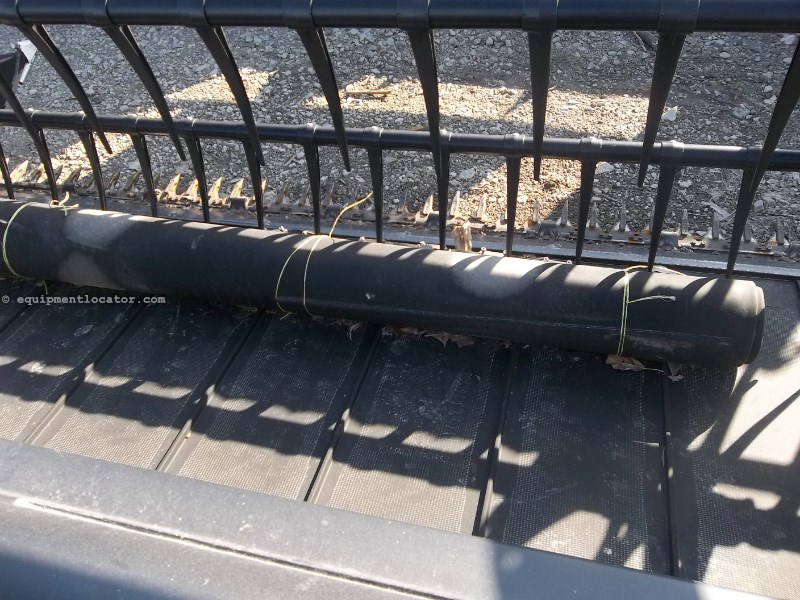 2011 Case IH 2162 35' Image 10