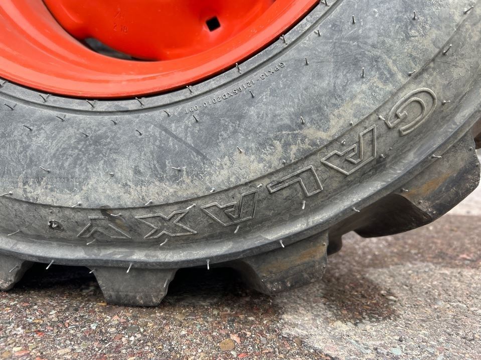 2020 Kubota MX5200HST Image 19