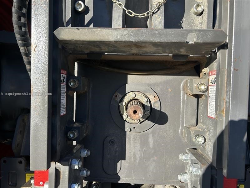 2016 CLAAS Xerion 5000 Trac Image 29