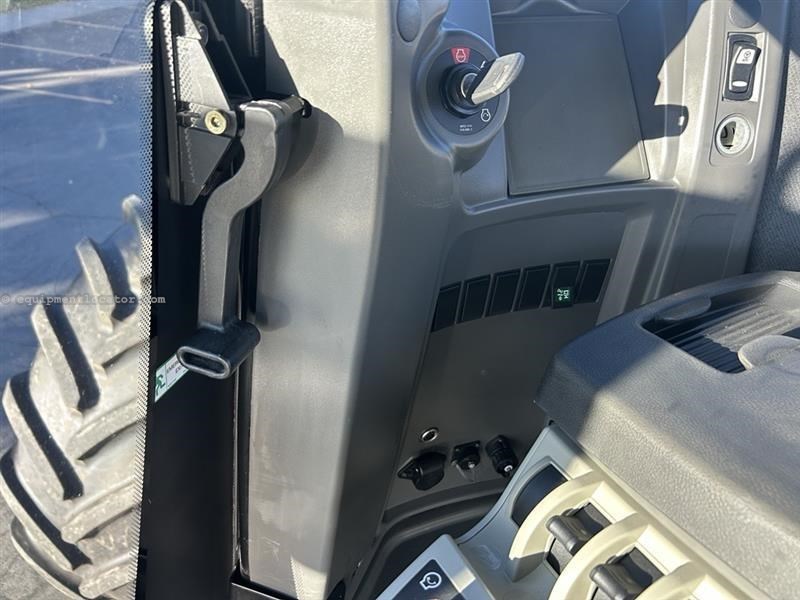 2016 CLAAS Xerion 5000 Trac Image 46