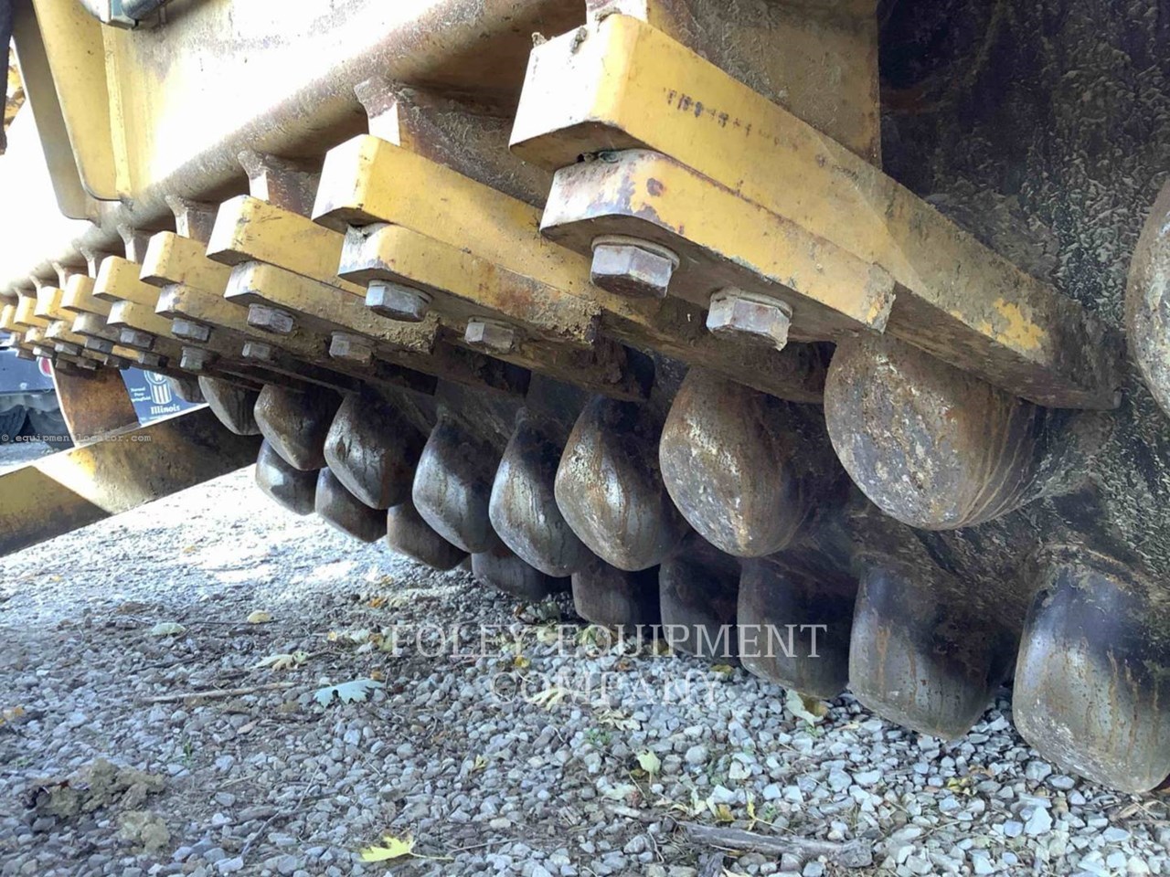 2002 Caterpillar CP563D Image 10
