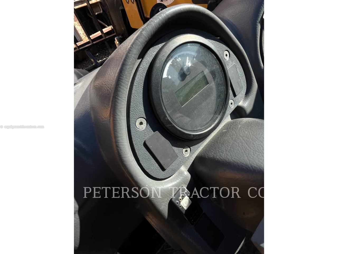 2017 Caterpillar TH255C Image 5