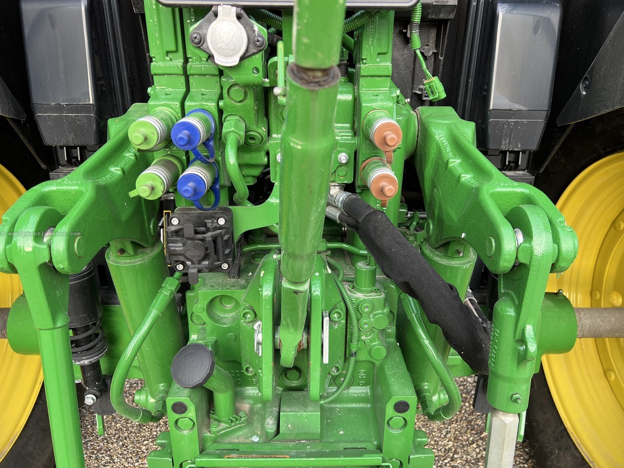 2023 John Deere 6130M Image 10