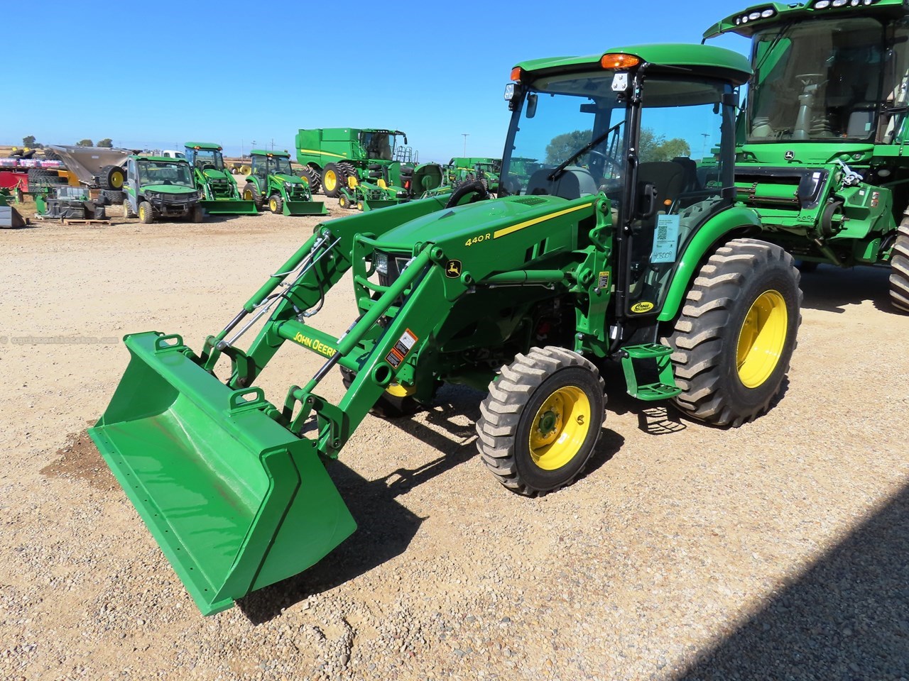 2024 John Deere 4052R Image 10