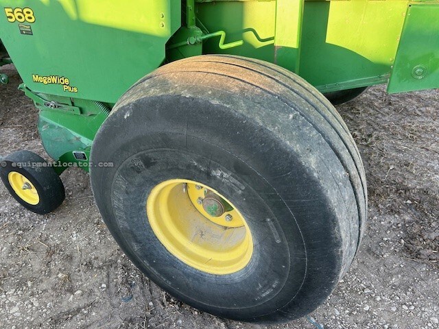 2008 John Deere 568 Image 9