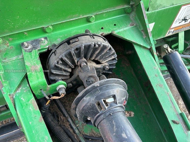 2008 John Deere 568 Image 15