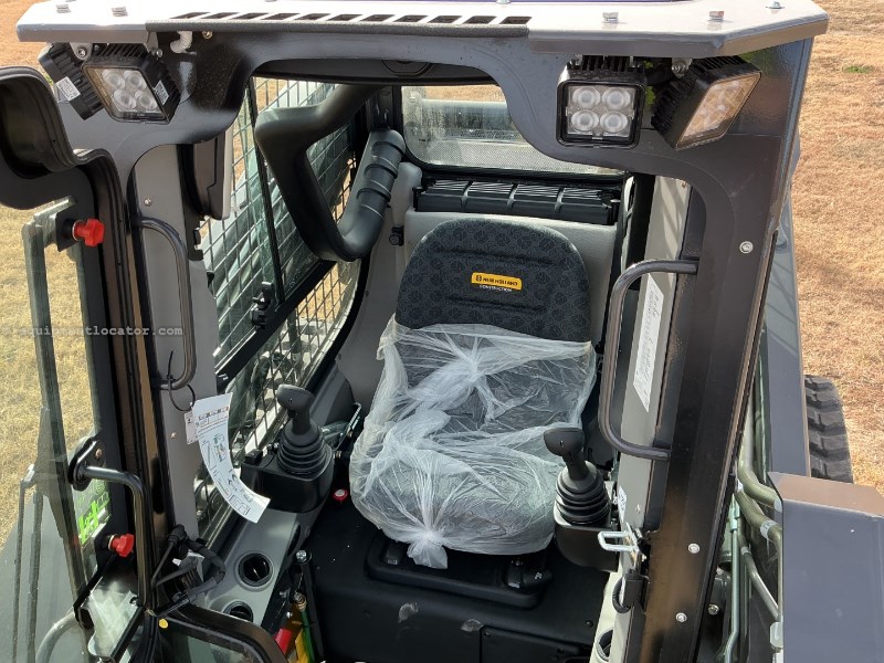 2025 New Holland C332 Image 10