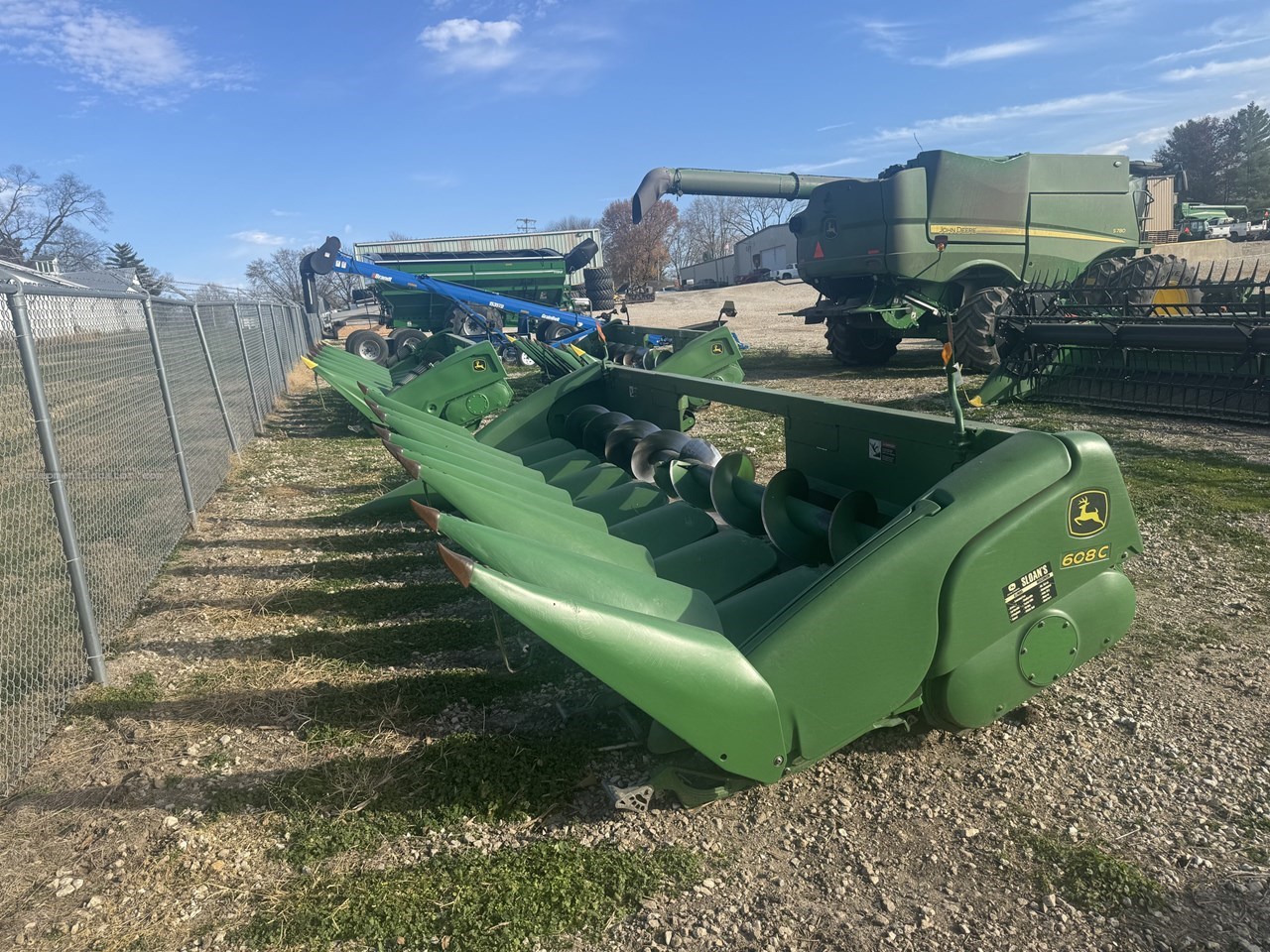 2008 John Deere 608C Image 10