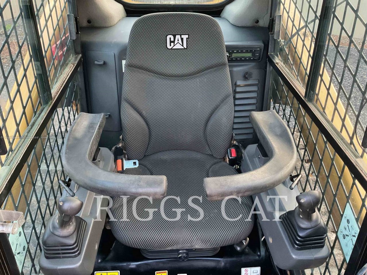 2023 Caterpillar 299D AH Image 10