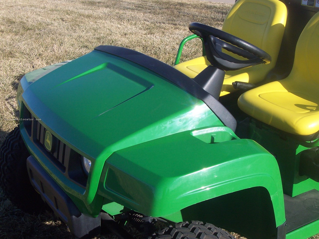 2024 John Deere TX 4X2 GATOR Image 6