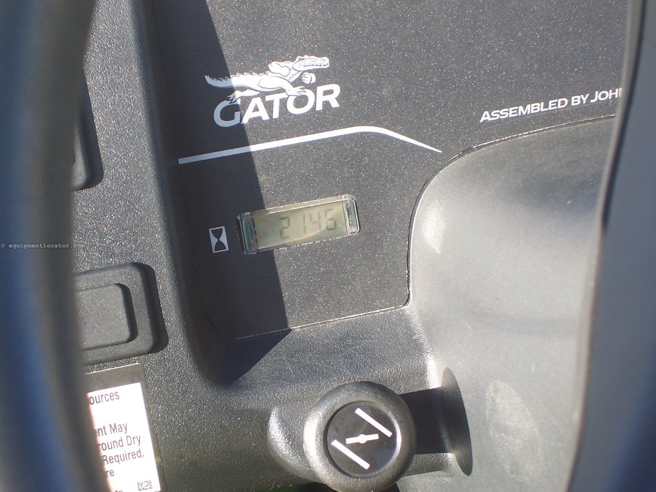 2024 John Deere TX 4X2 GATOR Image 8