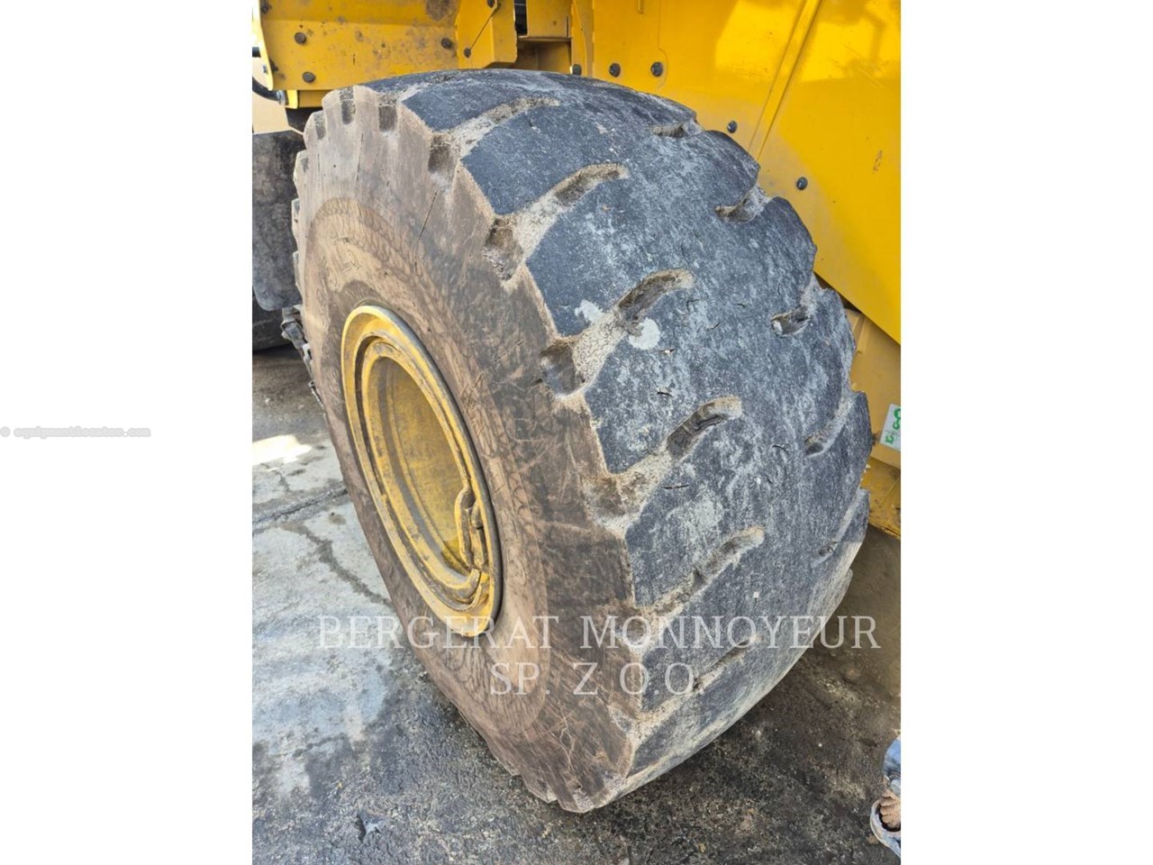 2023 Caterpillar 950 Image 10