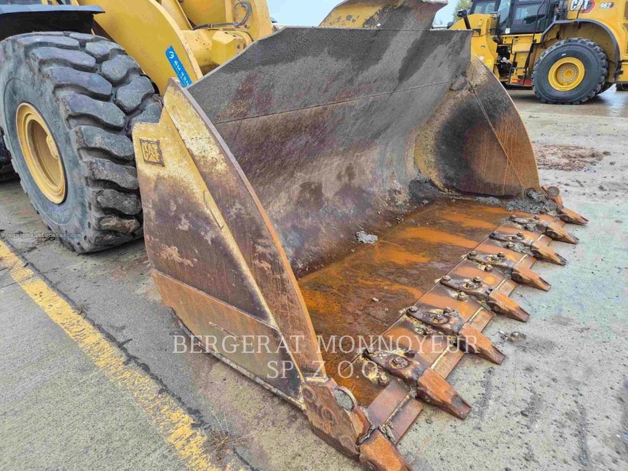 2022 Caterpillar 972 Image 10