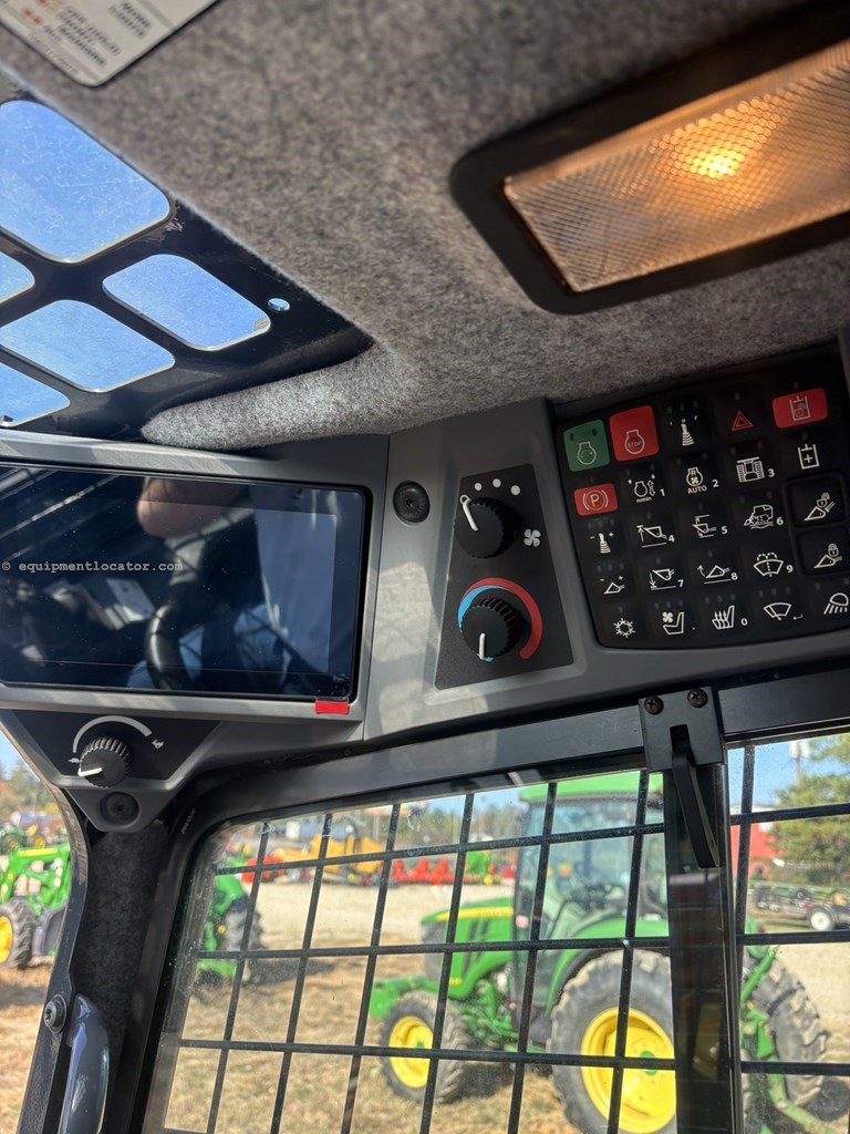 2024 John Deere 331 P Image 10