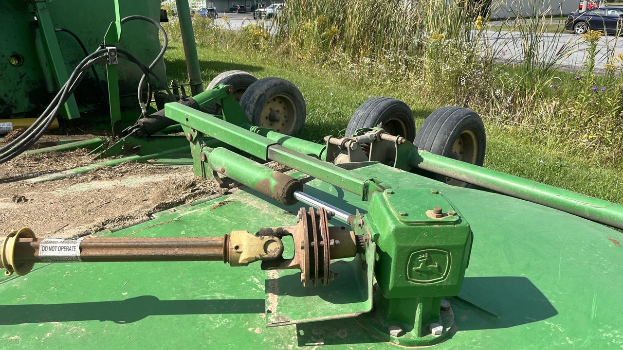 John Deere HX20 Image 10