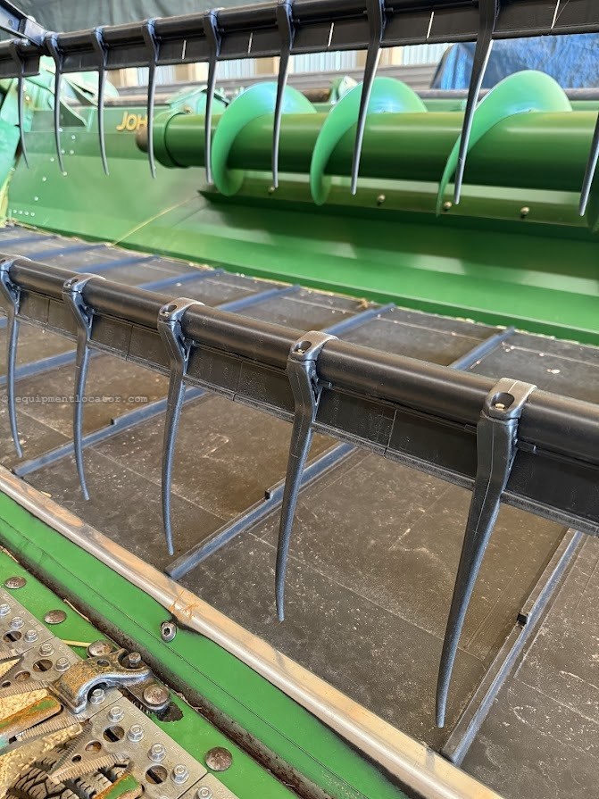 2015 John Deere 640D Image 10