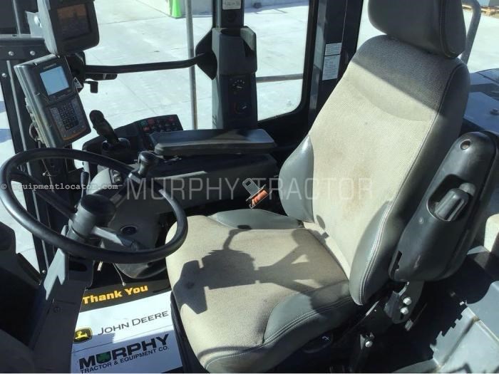 2018 John Deere 824K Image 10