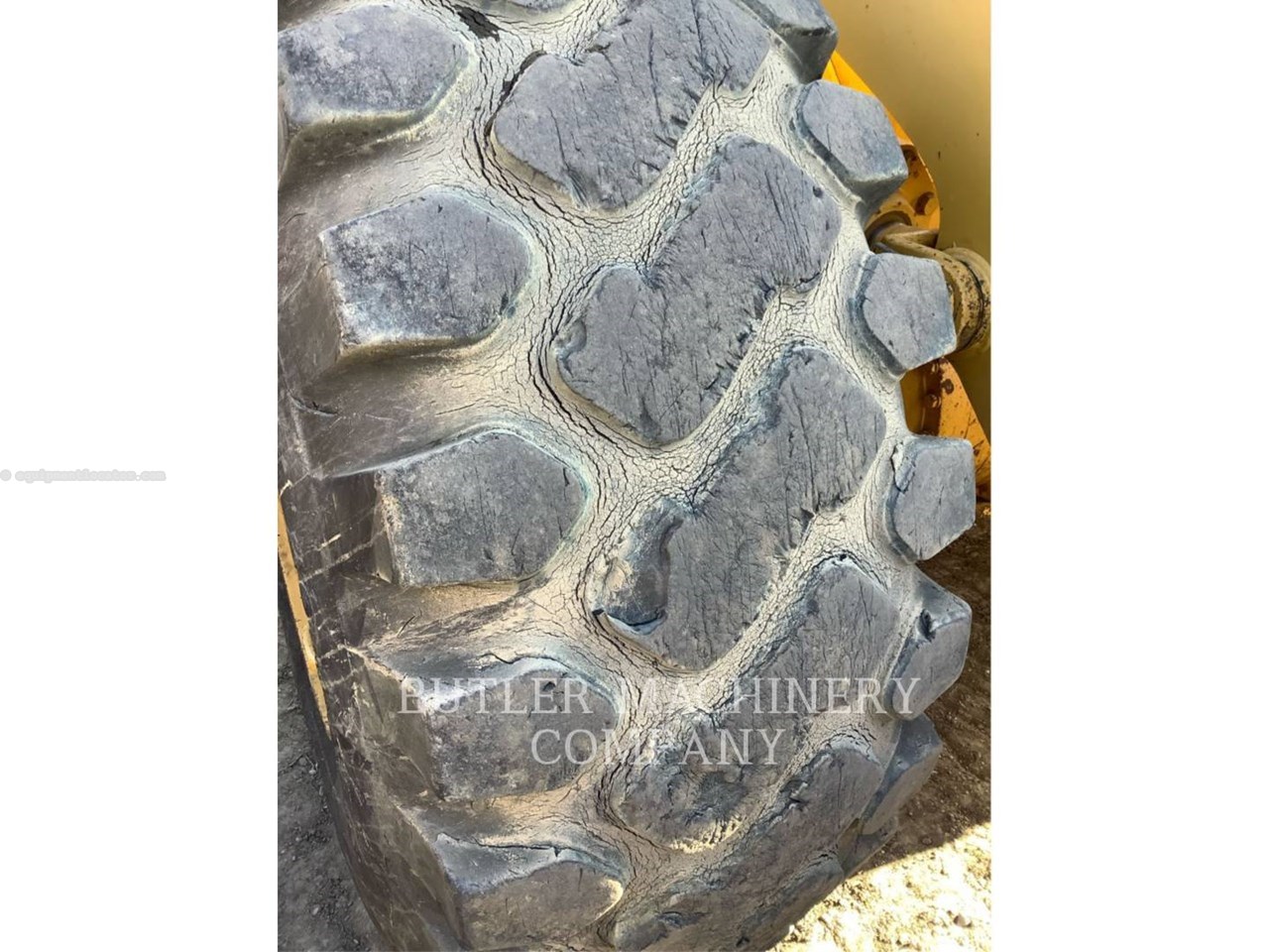 2005 Caterpillar 966G Image 10