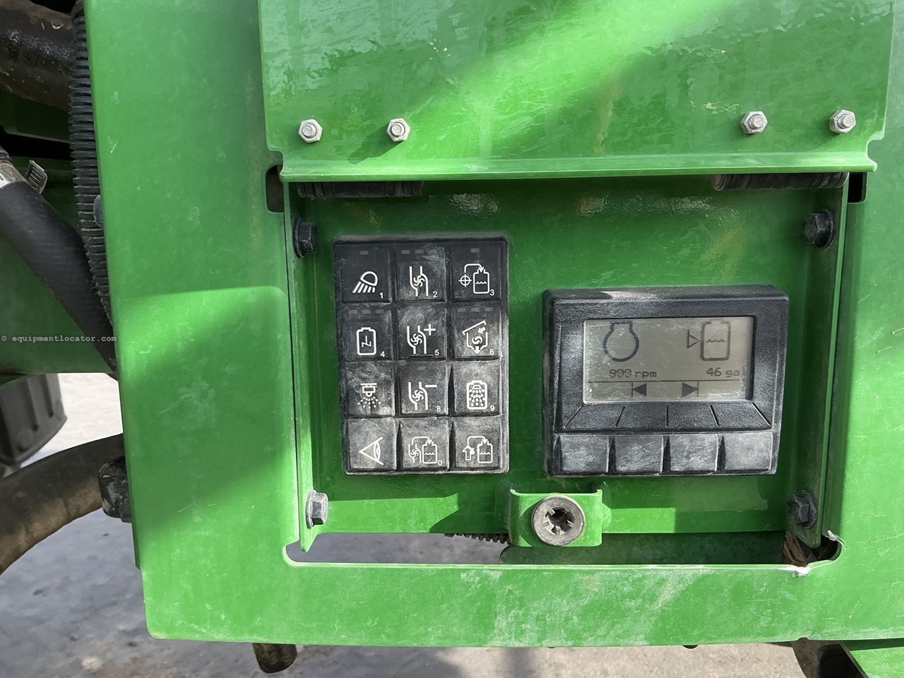 2020 John Deere R4044 Image 10