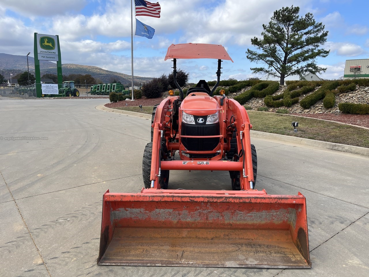 2017 Kubota L4701 Image 11