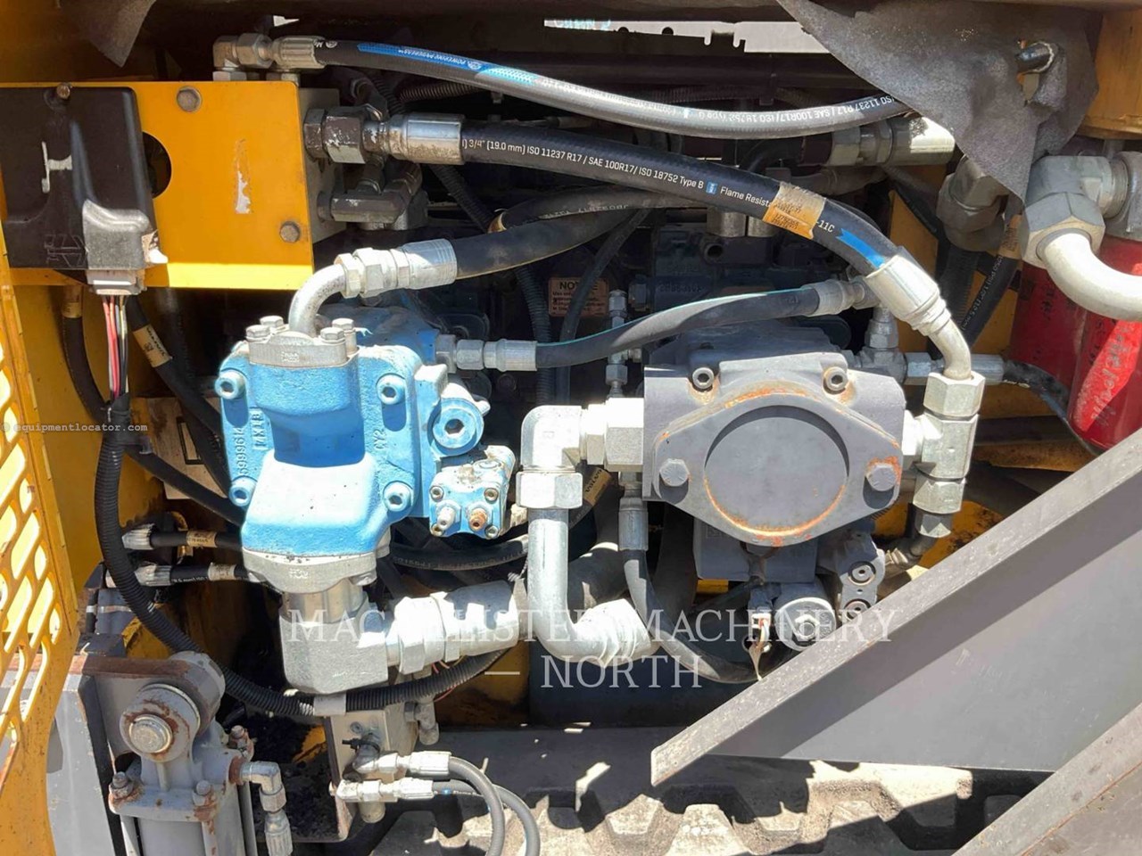 2018 Volvo PF4410 Image 13