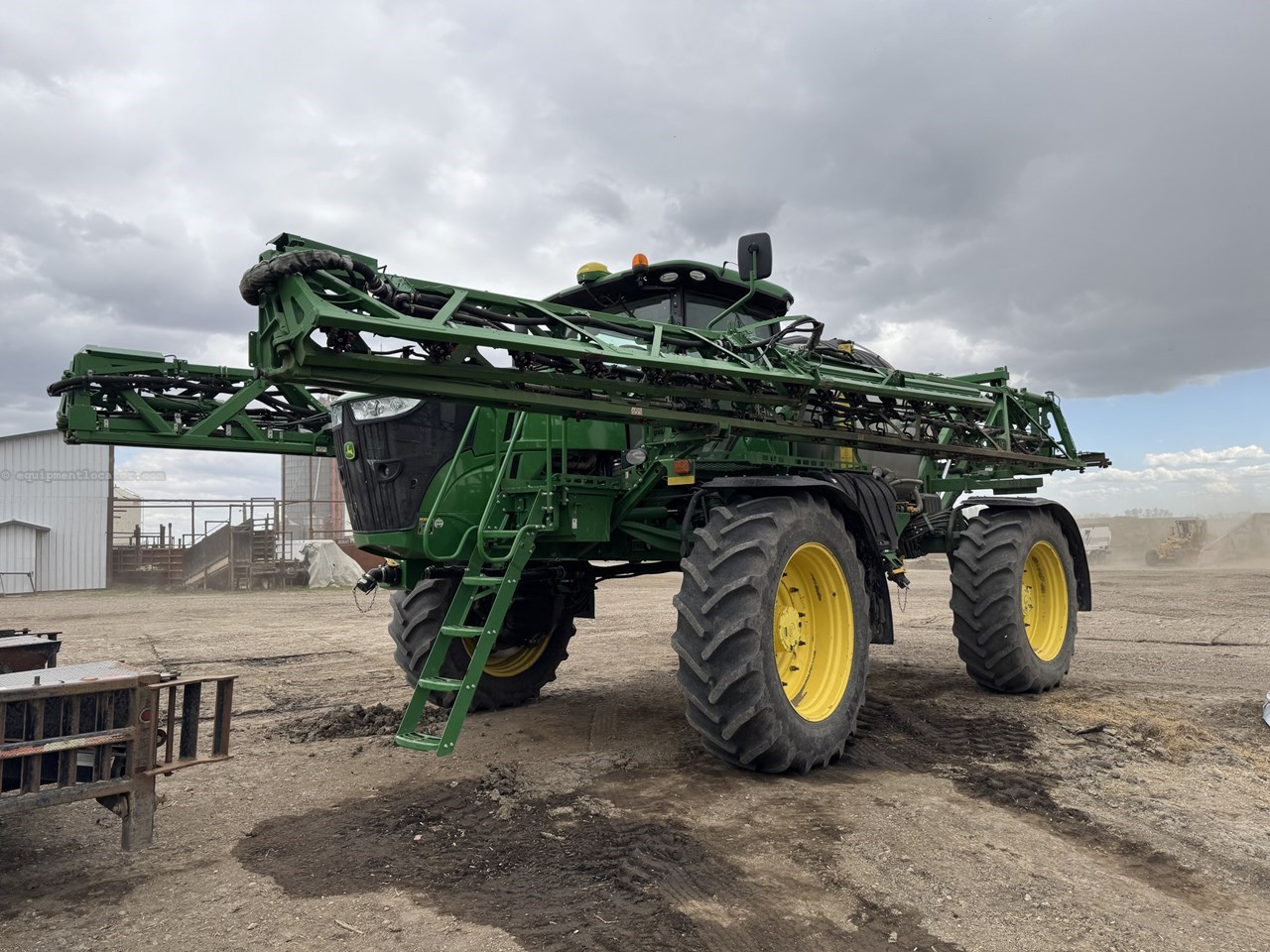 2018 John Deere R4045 Image 2