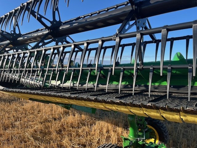 2024 John Deere HD35F Image 10