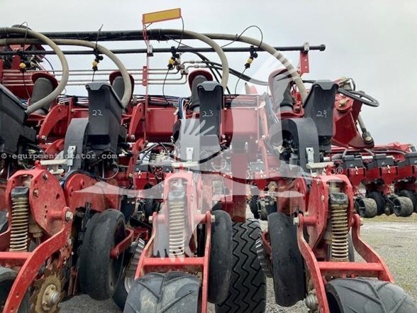 2019 Case IH 2140 Image 10
