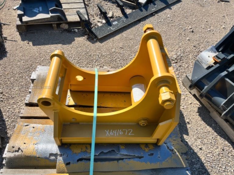 2022 John Deere WINCH Image 4