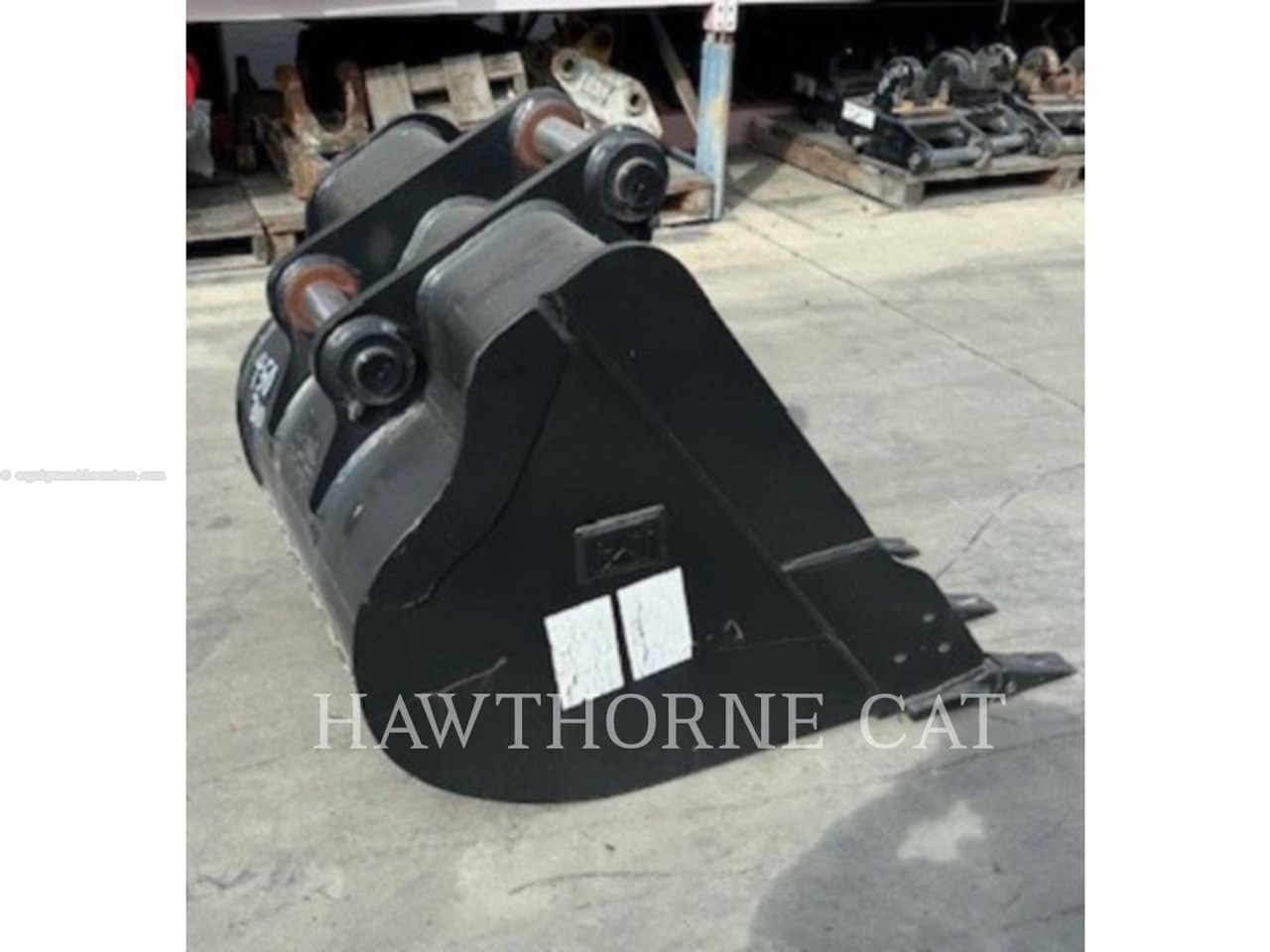 Caterpillar CAT 310 36" BUCKET Image 4
