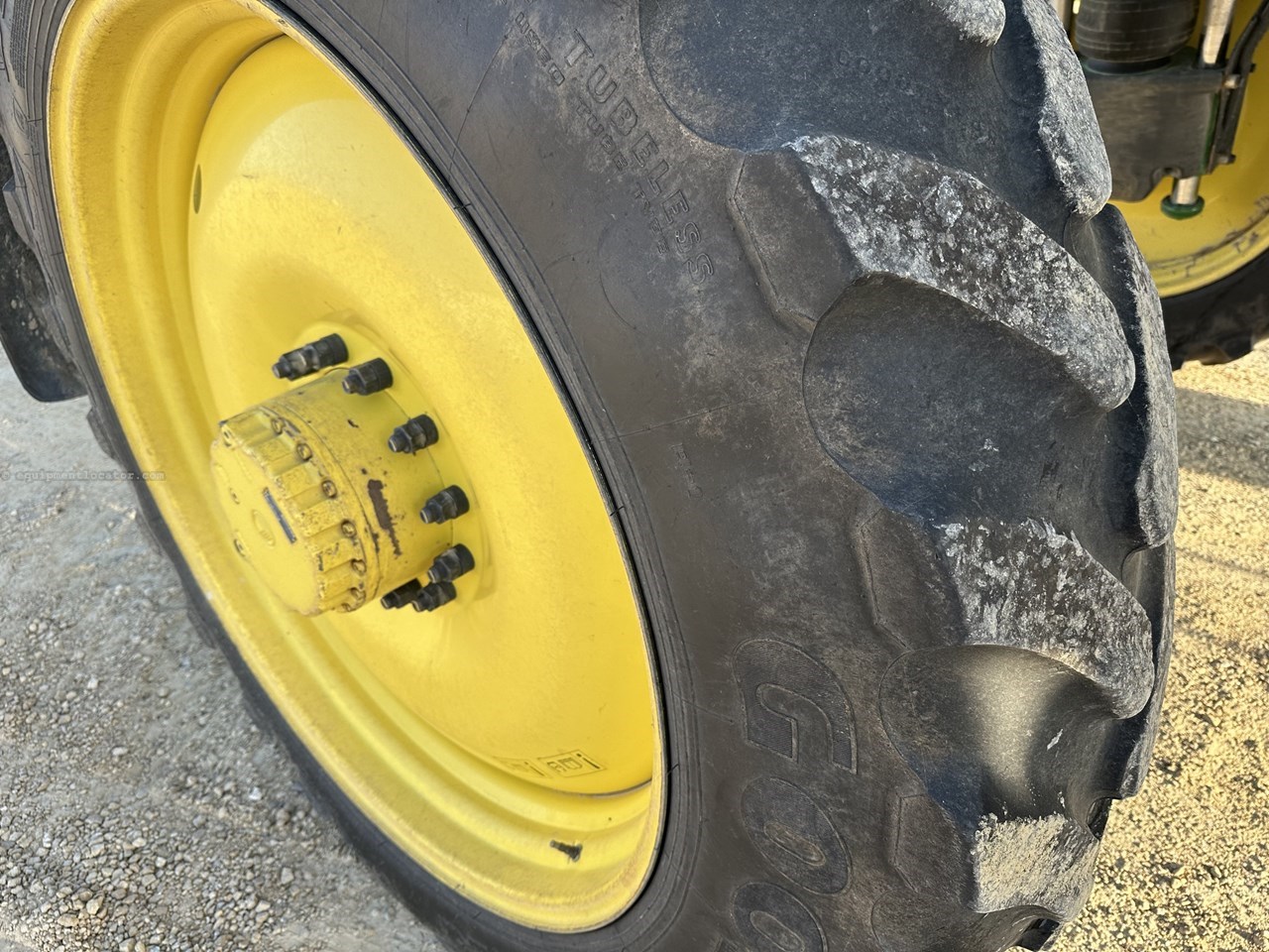 2023 John Deere 412R Image 10