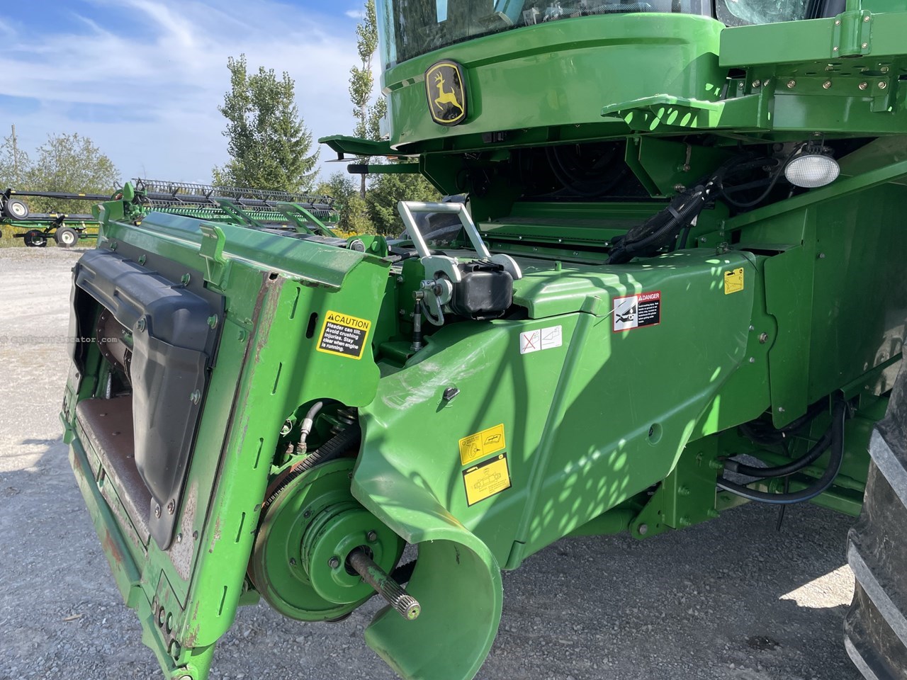 2010 John Deere 9570 STS Image 4