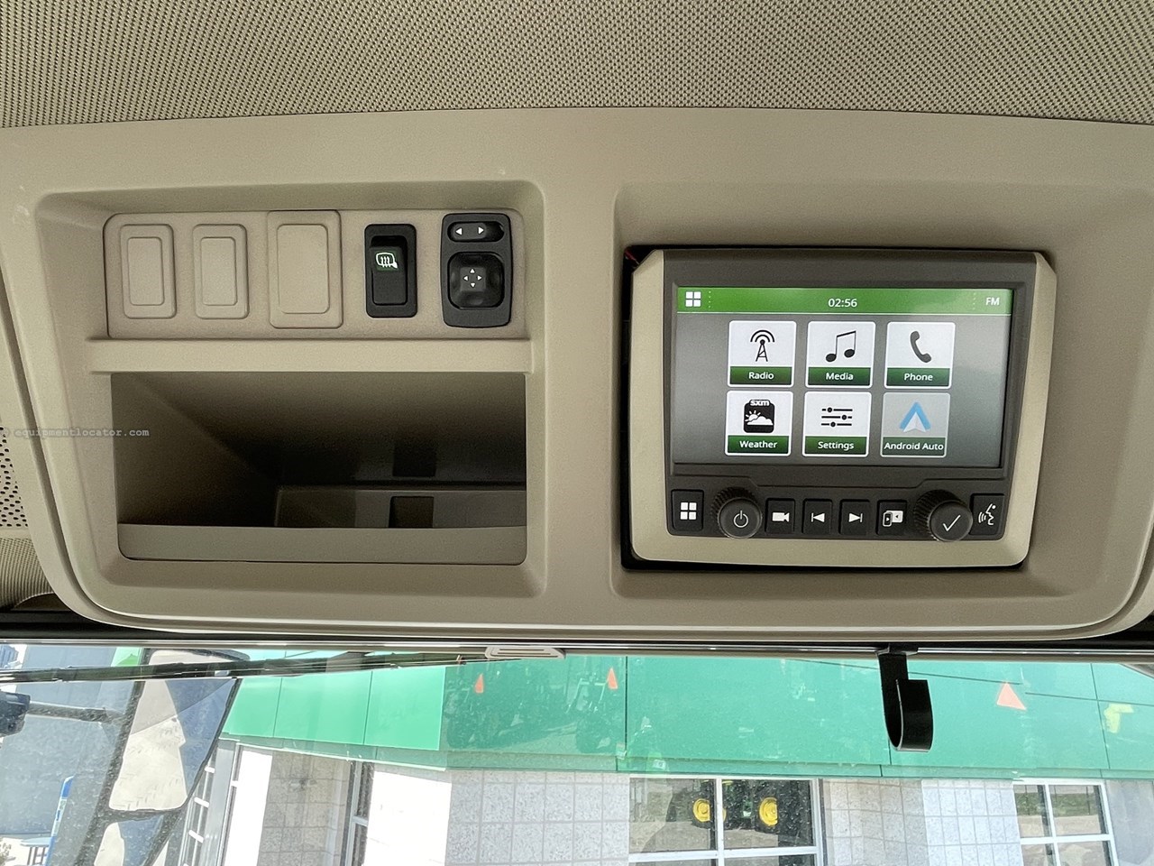 2025 John Deere 7R 230 Image 10