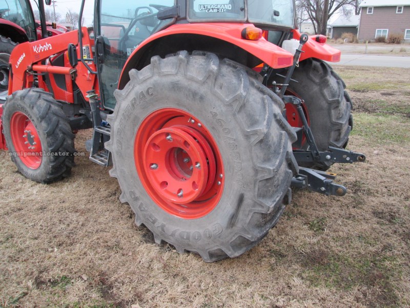 2021 Kubota M5-111D Image 10